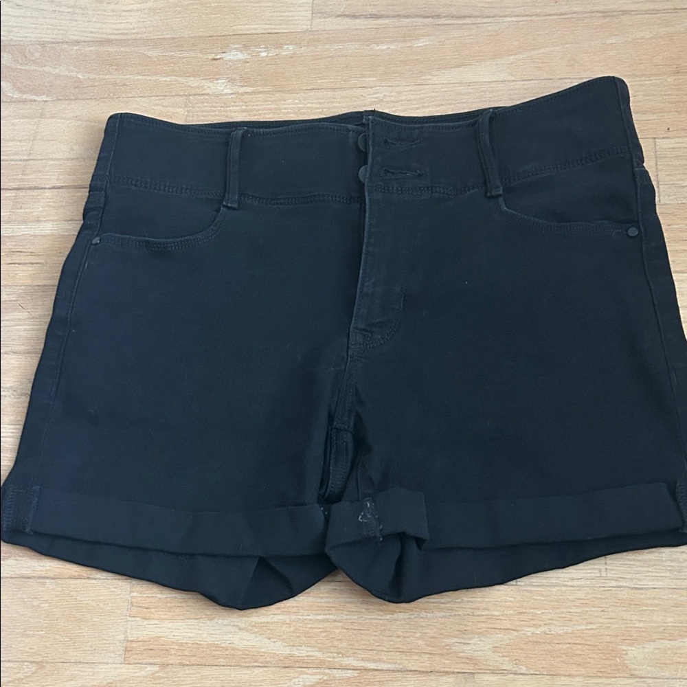 Apt. 9 Women's Black Jean Shorts